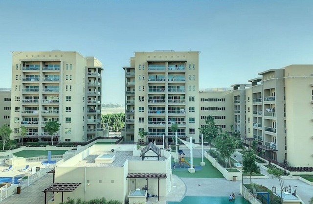 Vibrant Two Bedroom in The Greens