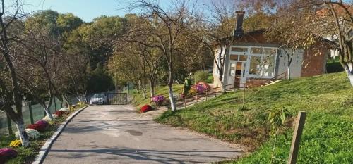 Vikendica Kozlovac