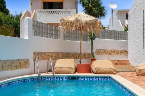 Vila dos Gunn, Praia da Luz