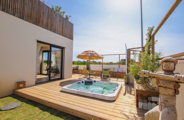 Villa 6 Personnes Avec Spa, Four à Pizza et vue sur les Vignes
