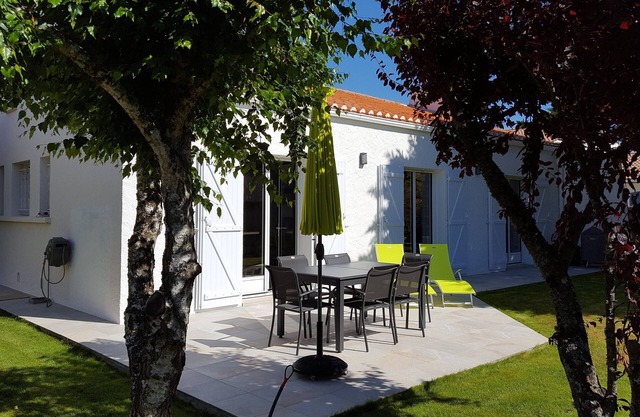VILLA 800m FROM THE BEACHES OF SABLES D'OLONNE - 6 PEOPLE - 115 m² WIFI
