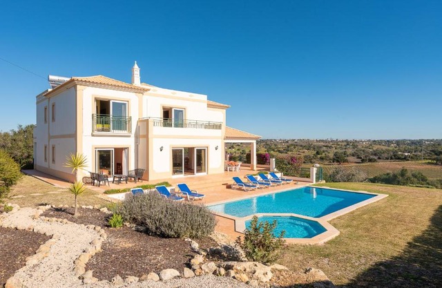 Villa Agua by Gabi Miguel