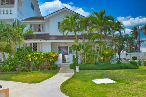 Villa Alba #36 Beachfront