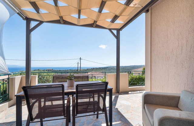 Villa Amalia with Sea View