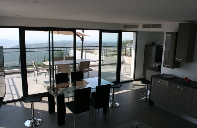 Villa Apartments, private garden and pool, panoramic sea view