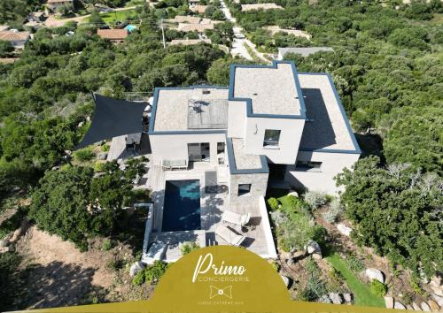Villa architecte vue mer et maquis