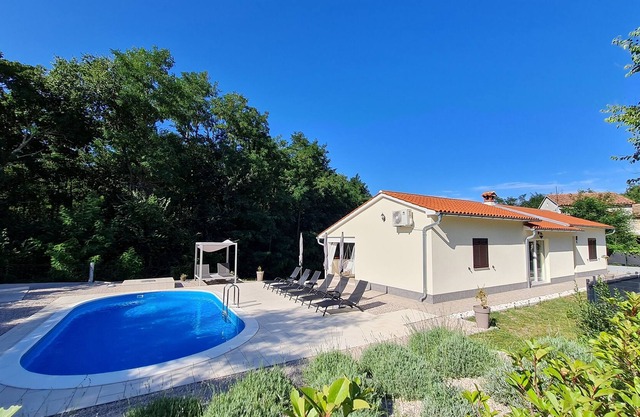 Villa Ari for family and friends