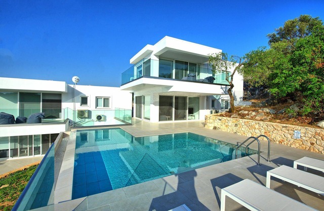 Villa Athena - Villa near the Sea with pool on Corfu Island, Greece