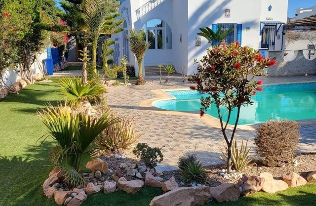 Villa AU JARDIN D'AGHIR, private pool, not overlooked, 300 m from the beach