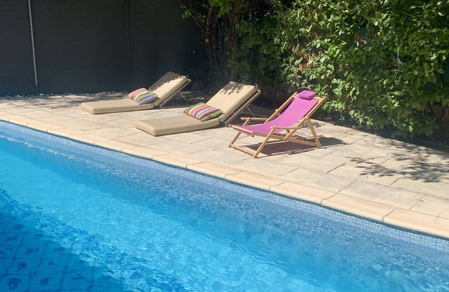 Villa Avec Piscine Proche Centre Ville