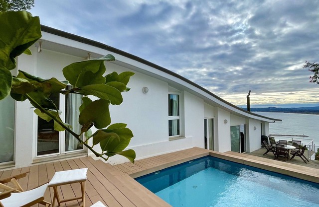 VILLA AZURE
