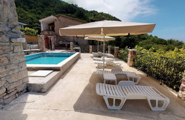 Villa Azure Sky - 3 Bedroom Villa