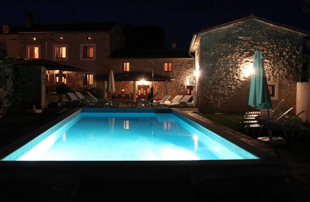 Villa Barbara Barban with private pool, outdoor furniture, garden, free parking
