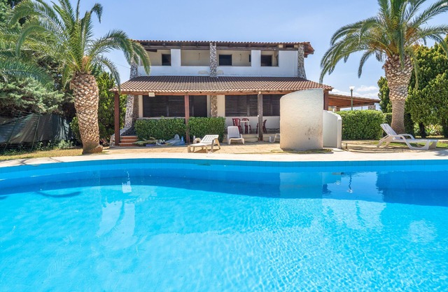 Villa "Bes Beach - Villa Con Piscina" with Sea View, Private Pool & Wi-Fi