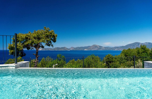 Villa Bianca With Sea View