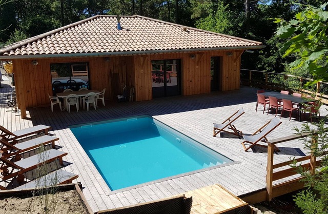 Villa - Biscarrosse Golf - 10 pers. - 5 bedrooms - 180 m² - Private swimming pool