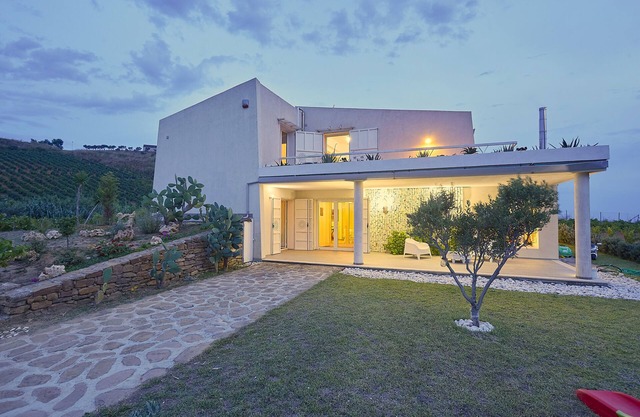 Villa Bonifato amazing view of the countryside accommodation for tourist use