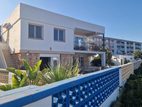 Villa Brisamar - On the beach