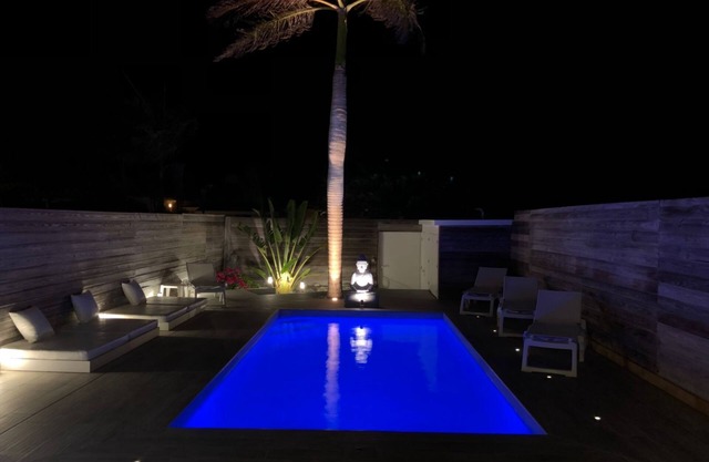 Villa BRUNEVA, Private Pool – 150 m Orient-Bay Beach – Cistern