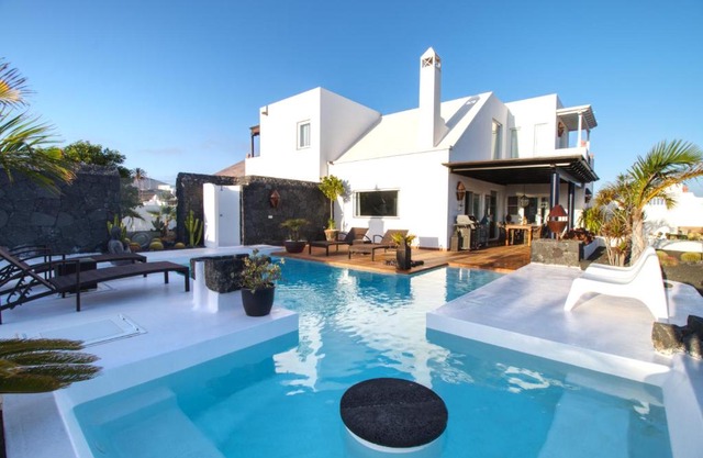 Villa Canis