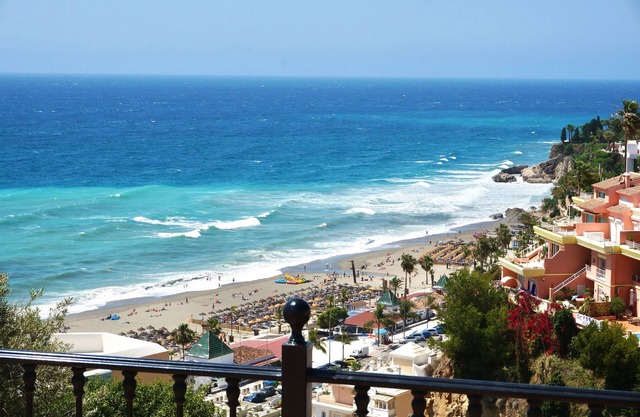 Villa 'Casa Alba' with Sea View, Wi-Fi and Air Conditioning