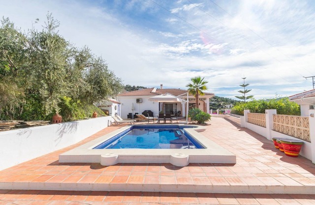 Villa 'Casa Dini' with Mountain View, Wi-Fi and Air Conditioning