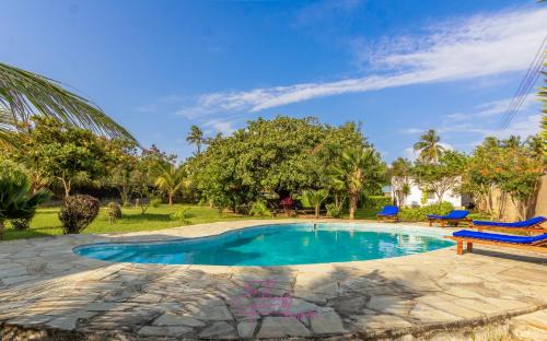 Villa Cashew Diani