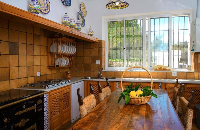 Villa 'Chalet Rural Los 20 Pilares' with Mountain View, Wi-Fi and Air Conditioning