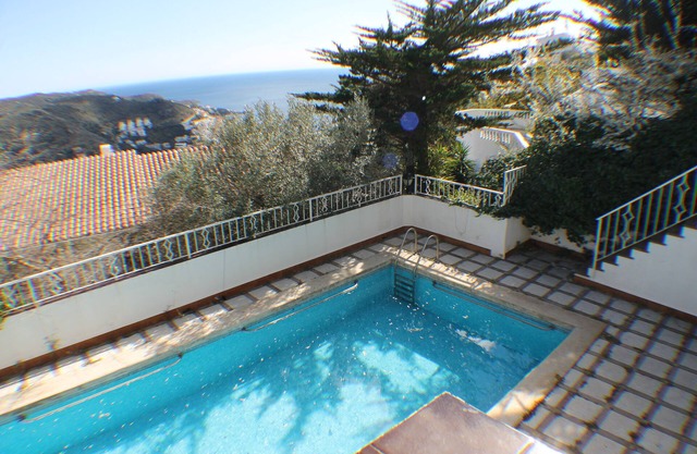 Villa Cibeles - Eight Bedroom Chalet, Sleeps 17