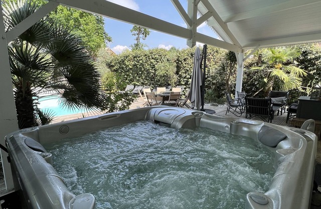 Villa classified 3*Gironde Tourisme, swimming pool, spa in Lège Cap Ferret 5mn from the ocean