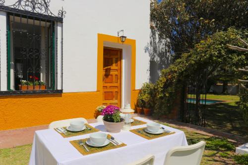 VILLA CLAVERO TWO Premium Apt