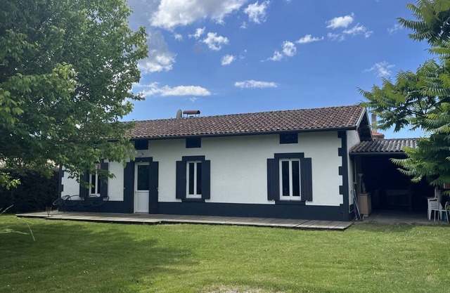 Villa confortable avec grande terrasse