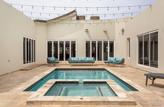 Villa Costa Esmeralda 6 BR 4.5 BA with pool sleeps 13