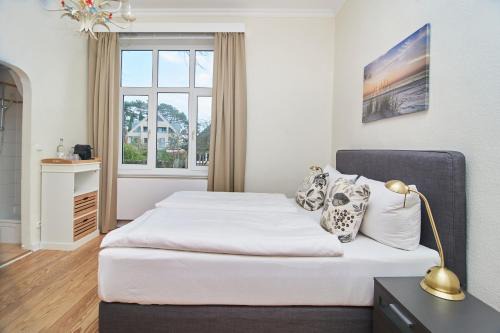 Villa Dünenblick Doppelzimmer Bernstein