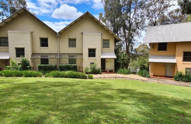 VILLA DION - 3 Bedrooms situated in Cypress Lakes Resort