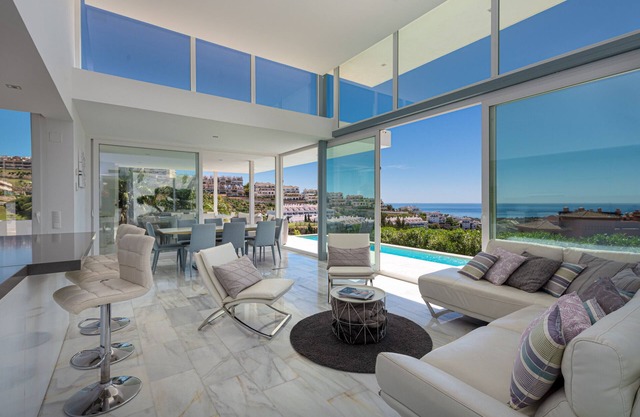Villa Dona Julia 2410 Golf and Sea views