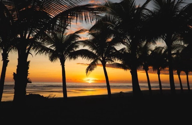 Villa Dos Besos - New beachfront Spanish-Colonial architectural masterpiece.