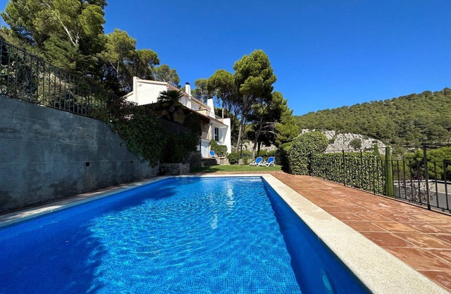 Villa 'El Perdals' with Sea View, Private Pool and Wi-Fi