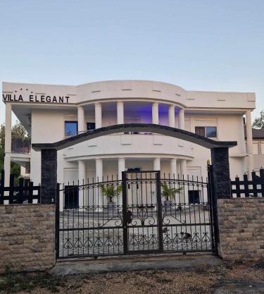 Villa Elegante