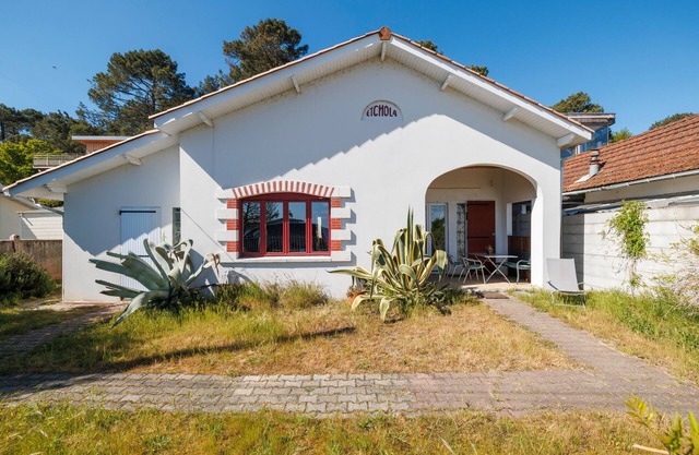 Villa Etchola – Lacanau | Lake View, Close to Ocean, Surf, Golf & Nature - Rated 3 Stars