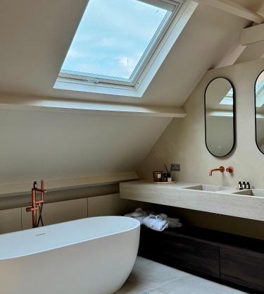 Villa Euphrosina boutique verblijf met verwarmd zwembad, sauna, vlakbij het strand van Oostende