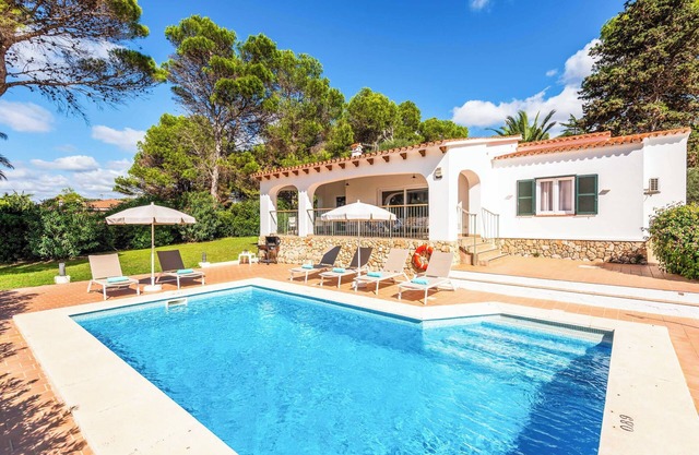 Villa Evita - Three Bedroom Villa, Sleeps 6