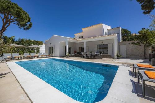Villa Falesia Blue by Villa Plus