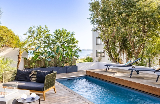 Villa Feliz, sea view, pool, jacuzzi
