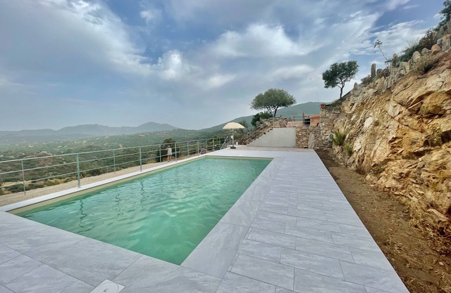 Villa Fiori with pool by Wonderful Italy