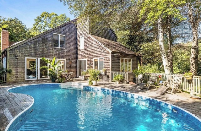 Villa Flasses: Your Ultimate Luxury Vacation Rental in Southampton