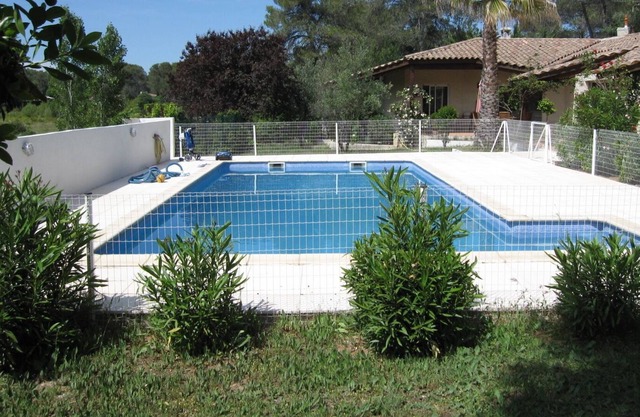 Villa in Saint Clement of the river, near Montpellier with swimming pool
