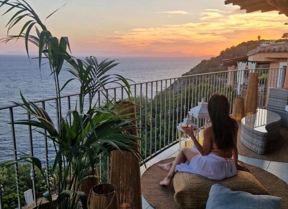 Villa Gemma Torre delle Stelle Coast with infinity pool panoramic terraces and garden