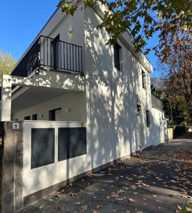 Villa Hajdi Q & U