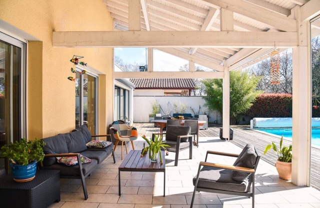 Villa Hibiscus 10 minutes from the ocean